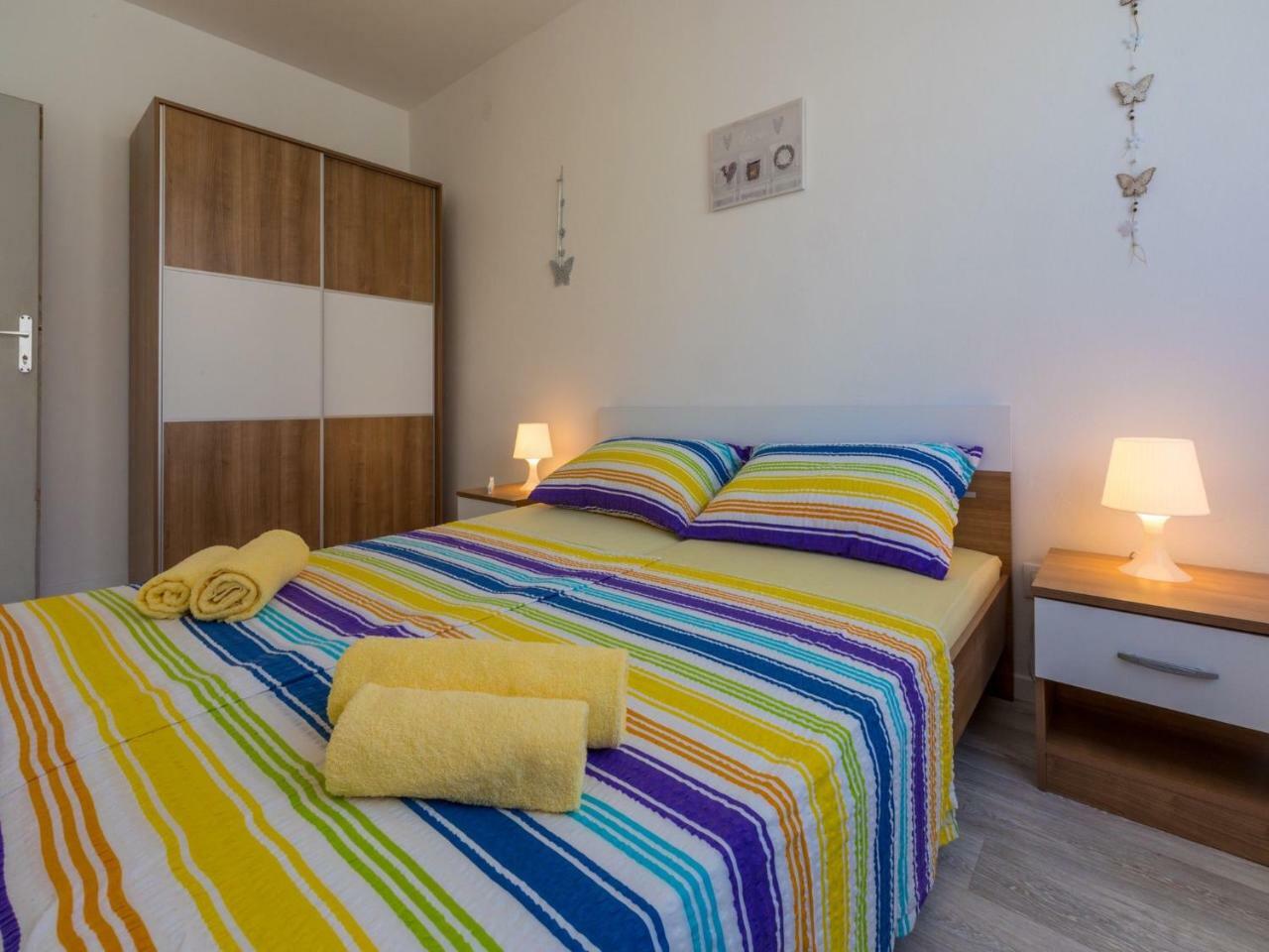 Apartment Duda Novi Vinodolski Szoba fotó